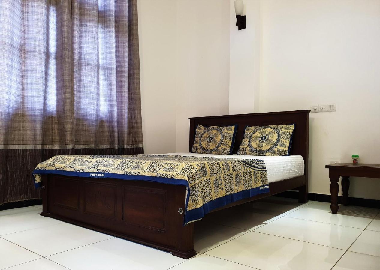 Surf'N Lanka - Surf School Hotel Weligama Exterior foto
