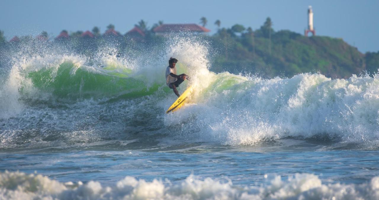Surf'N Lanka - Surf School Hotel Weligama Exterior foto